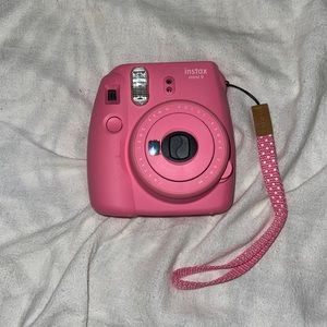 Instax Mini 9 (polaroid camera)